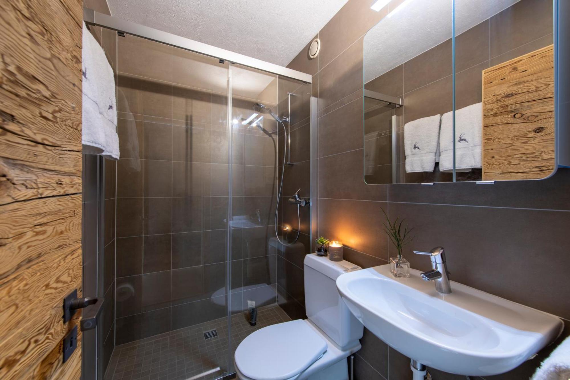 Apartment 42 كرانز مونتانا المظهر الخارجي الصورة